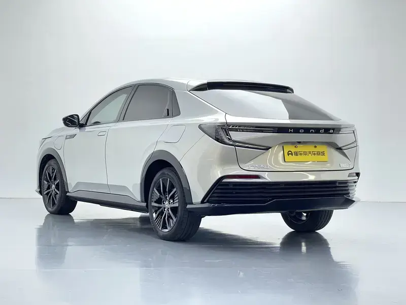 2024 Honda e:NP2 с пробегом 33 800 км