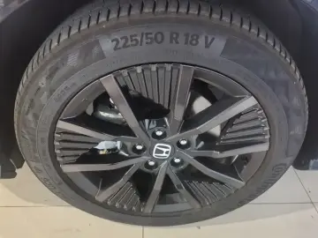 2024 Honda e:NP2 с пробегом 13 000 км