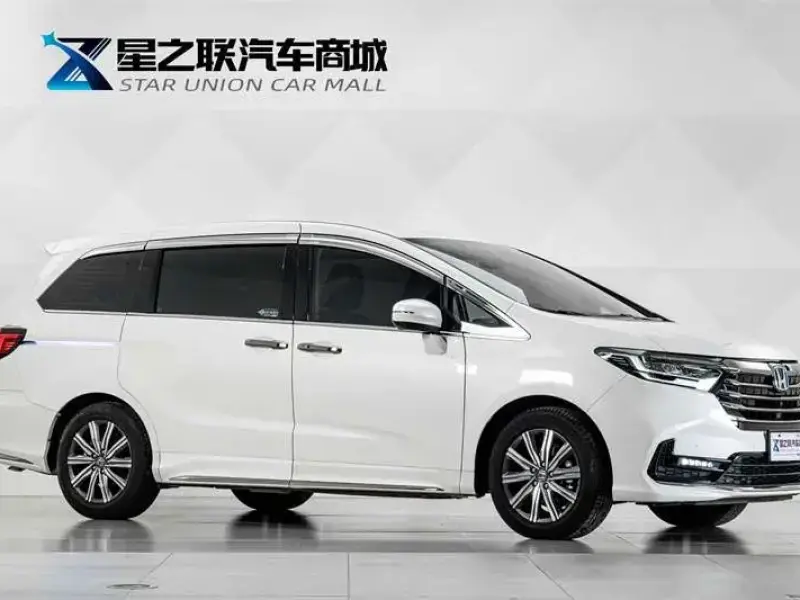 2024 Honda Odyssey с пробегом 10 700 км