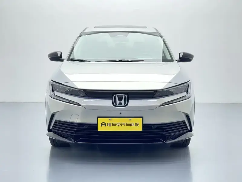2024 Honda e:NP2 с пробегом 17 800 км