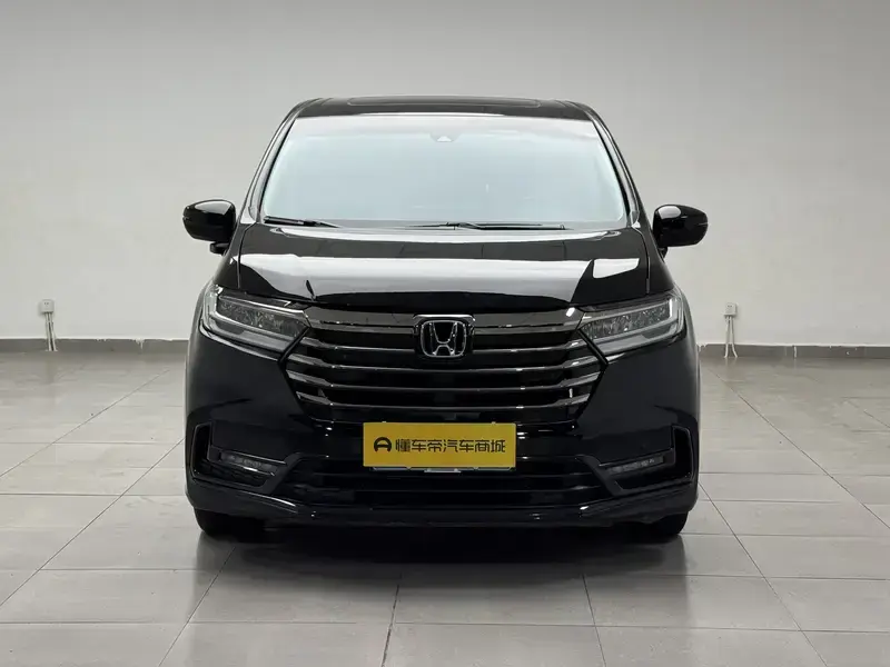 2022 Honda Odyssey с пробегом 82 700 км