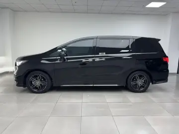 2022 Honda Odyssey с пробегом 82 700 км
