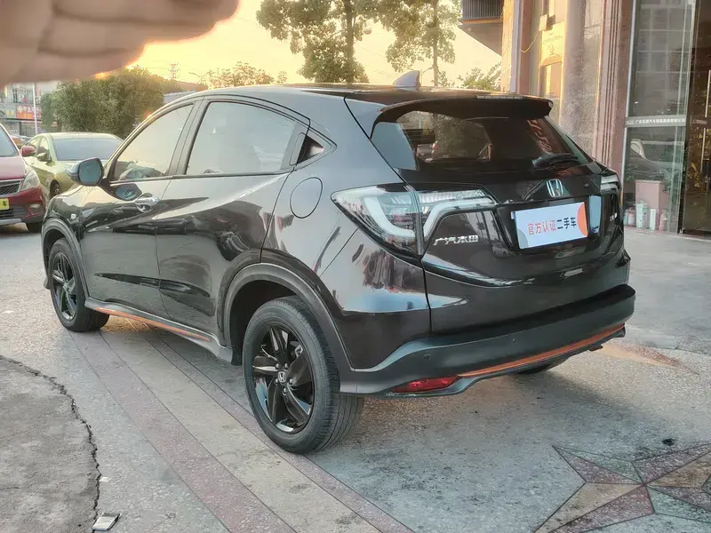 2022 Honda Vezel с пробегом 81 000 км