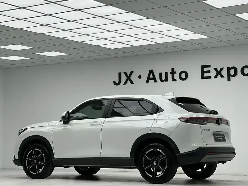 2023 Honda Vezel с пробегом 14 000 км