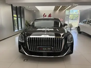 2024 Hongqi Guoya с пробегом 4 000 км