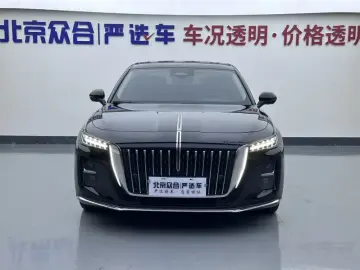 2024 Hongqi H5 с пробегом 16 000 км