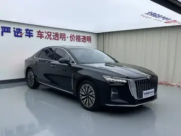 2024 Hongqi H5 с пробегом 16 000 км