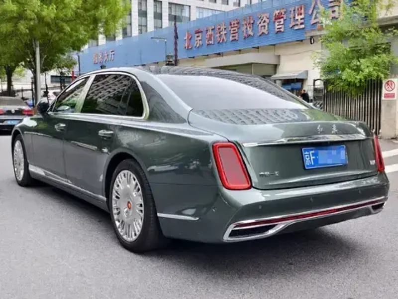 2024 Hongqi Guoya с пробегом 20 000 км