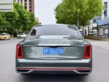 2024 Hongqi Guoya с пробегом 20 000 км