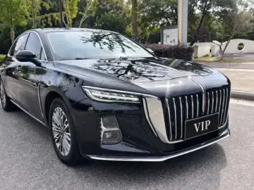 2023 Hongqi H5 с пробегом 73 000 км