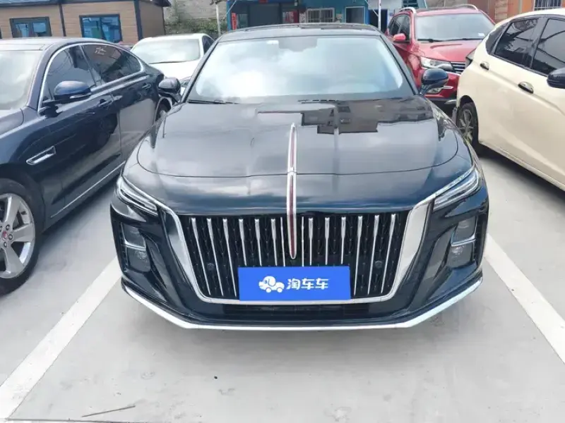 2024 Hongqi H5 с пробегом 53 000 км