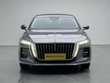 2023 Hongqi H5 с пробегом 18 800 км