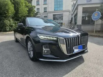 2023 Hongqi H5 с пробегом 73 000 км