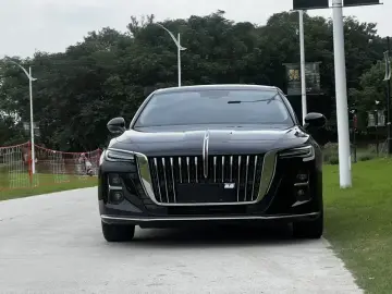 2023 Hongqi H5 с пробегом 60 000 км