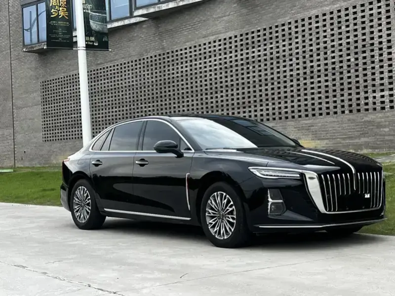 2023 Hongqi H5 с пробегом 60 000 км
