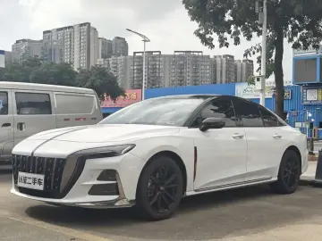 Hongqi H6
