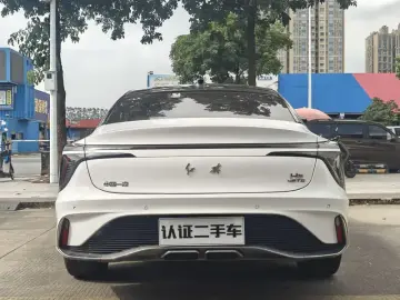 2023 Hongqi H6 с пробегом 26 800 км