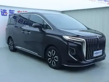 2022 Hongqi HQ9 с пробегом 11 600 км