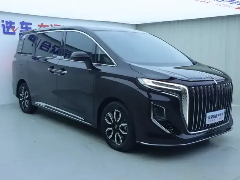 2022 Hongqi HQ9 с пробегом 11 600 км