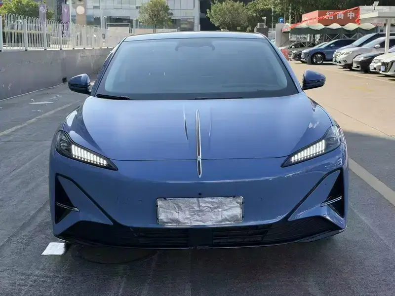 2025 Hongqi Tiangong 05 с пробегом 13 000 км