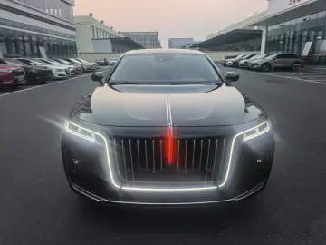 2022 Hongqi H9 с пробегом 80 000 км