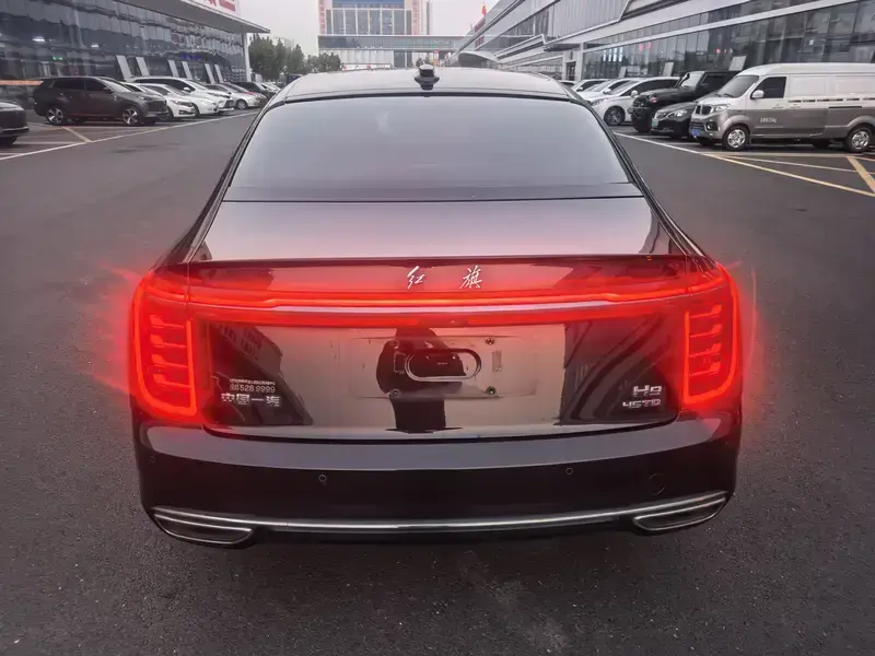 2022 Hongqi H9 с пробегом 80 000 км