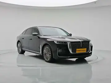 2022 Hongqi H9 с пробегом 32 400 км