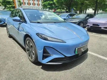 2025 Hongqi Tiangong 05 с пробегом 15 300 км