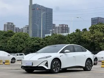 Hongqi Tiangong 05