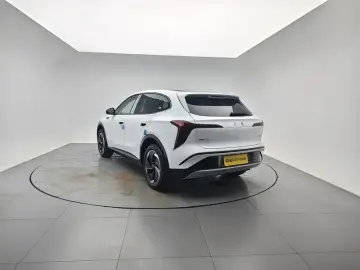 2025 Hongqi Tiangong 06 с пробегом 200 км