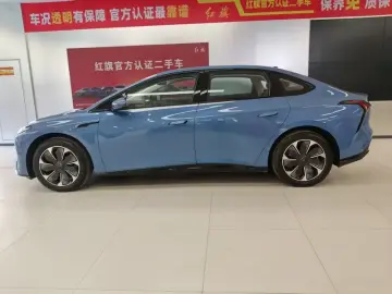 2025 Hongqi Tiangong 05 с пробегом 8 000 км