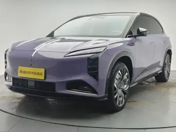 Hongqi Tiangong 08