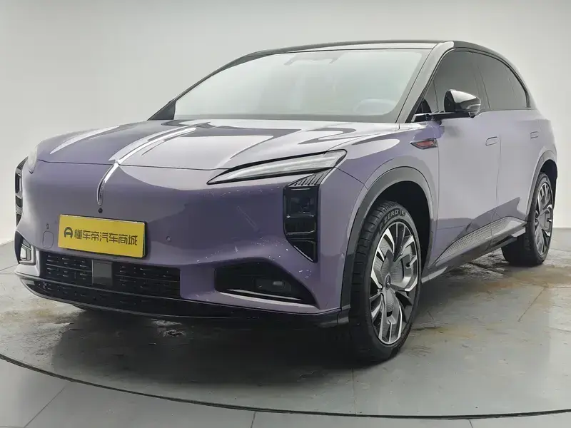 2025 Hongqi Tiangong 08 с пробегом 11 700 км