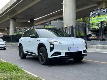 2025 Hongqi Tiangong 08 с пробегом 20 000 км