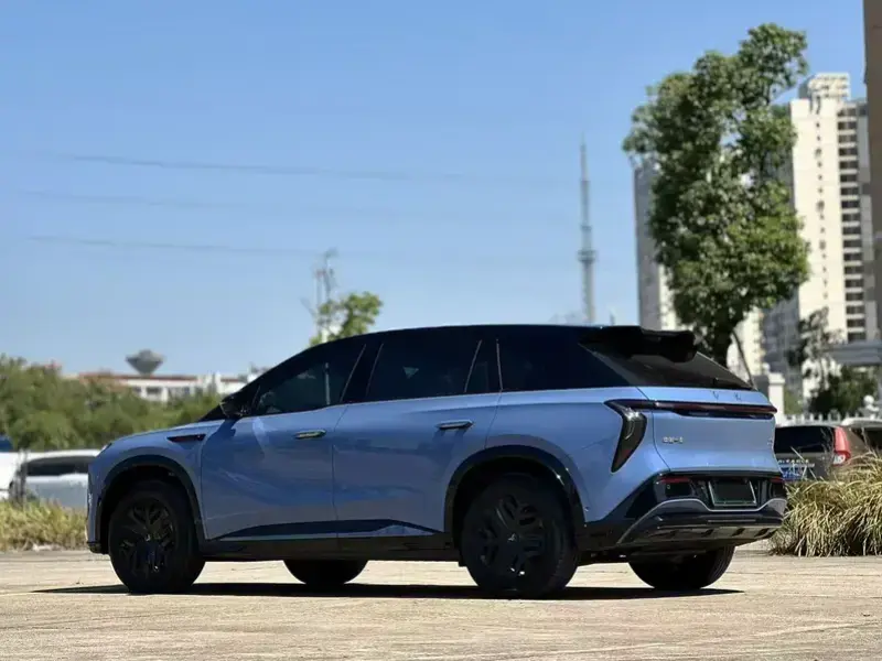 2025 Hongqi Tiangong 08 с пробегом 15 000 км