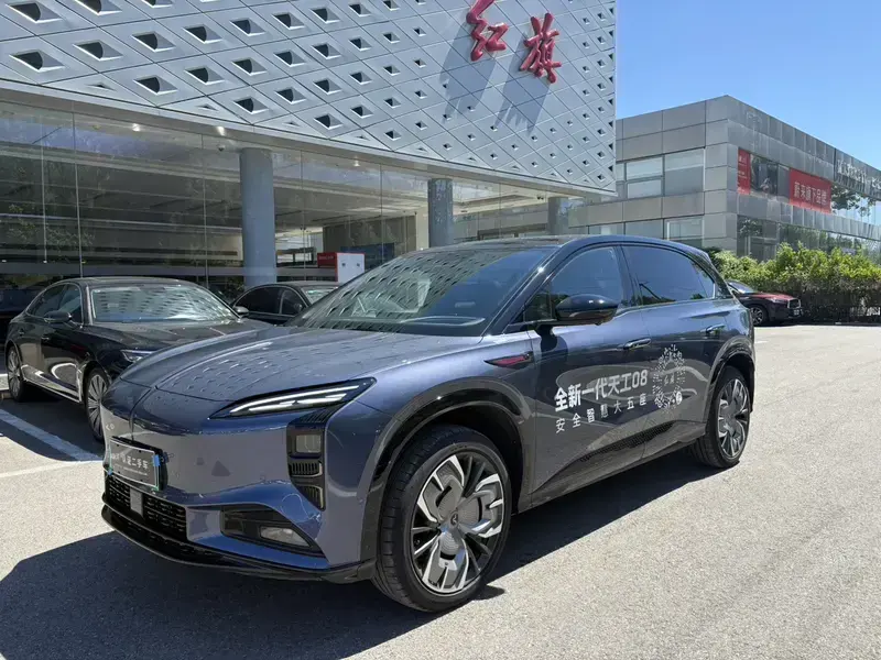 2026 Hongqi Tiangong 08 с пробегом 1 000 км