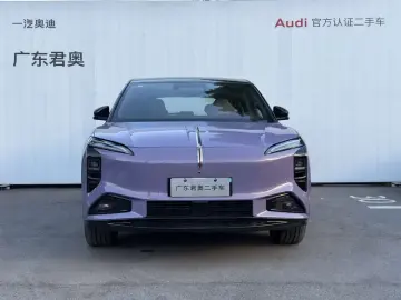 2025 Hongqi Tiangong 08 с пробегом 12 200 км