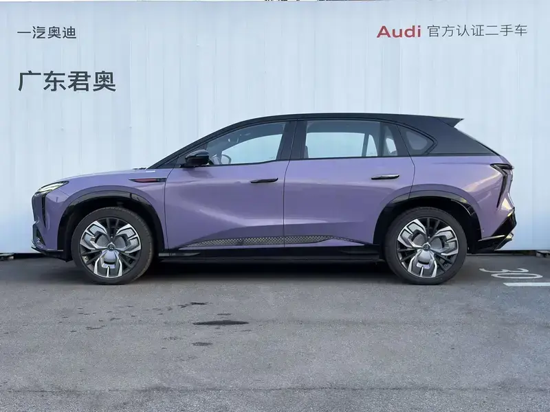 2025 Hongqi Tiangong 08 с пробегом 12 200 км