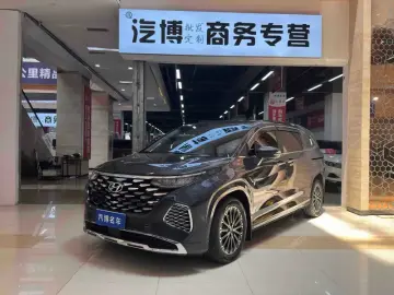 Hyundai Custo