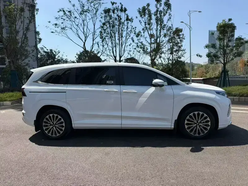 2024 Hyundai Custo с пробегом 30 000 км