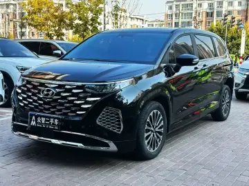Hyundai Custo