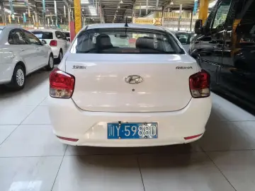 2017 Hyundai Reina с пробегом 60 000 км