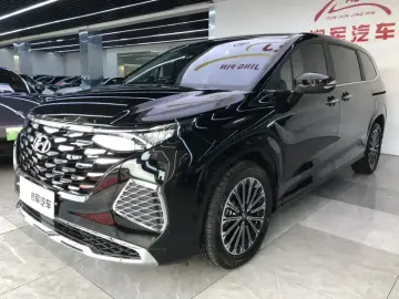 Hyundai Custo