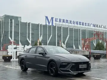2024 Hyundai Sonata с пробегом 4 400 км