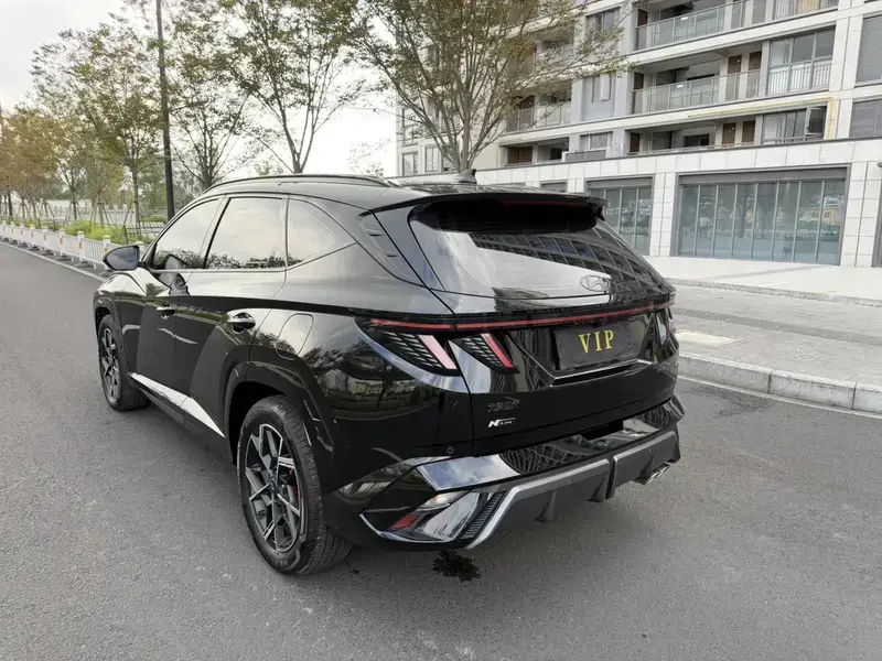 2025 Hyundai Tucson с пробегом 18 000 км