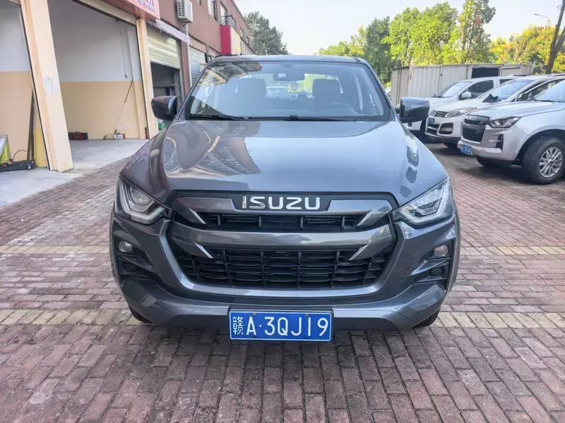 2024 Isuzu Lingtuo с пробегом 1 000 км