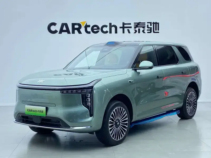 2026 IM Motors (Zhiji) LS8 с пробегом 10 500 км