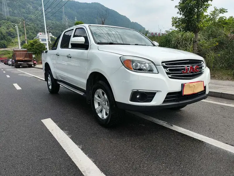 2020 JAC T6 с пробегом 68 000 км
