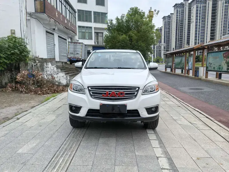 2016 JAC T6 с пробегом 101 000 км
