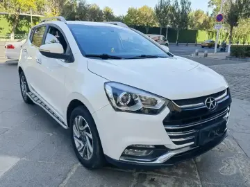 2016 JAC S2 с пробегом 47 000 км